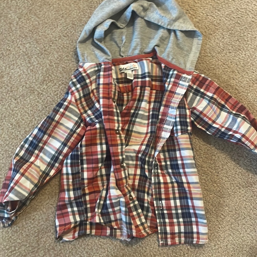 Boys hooded button up long sleeve shirt size 4T